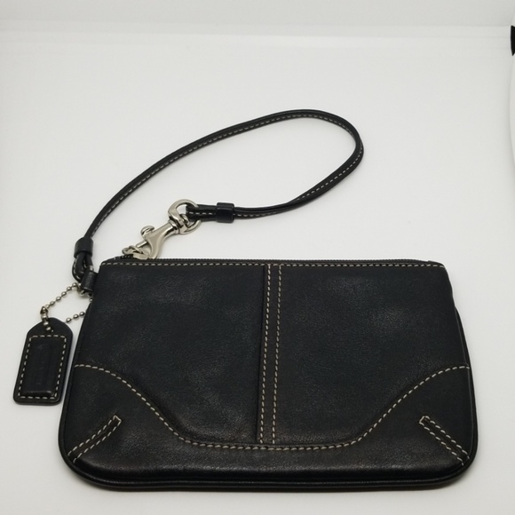Coach Handbags - Coach Leather Wristlet bag